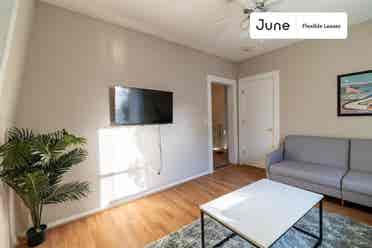 2 BR in Boston