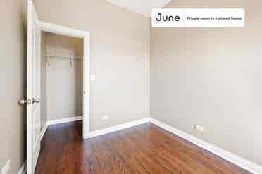 3 BR in Chicago