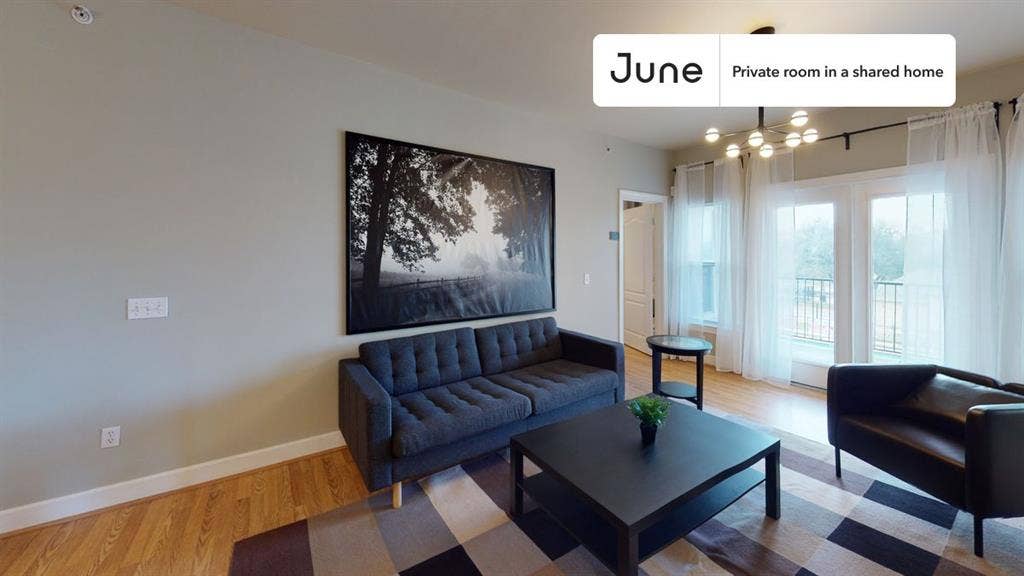 4 BR in Austin
