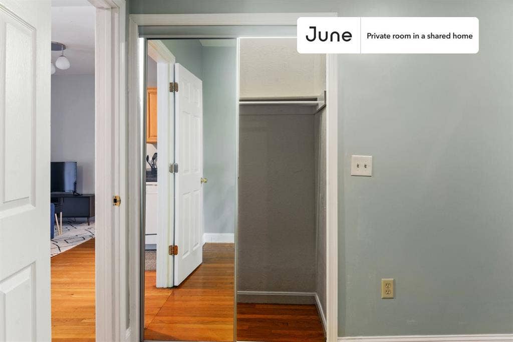 4 BR in Boston