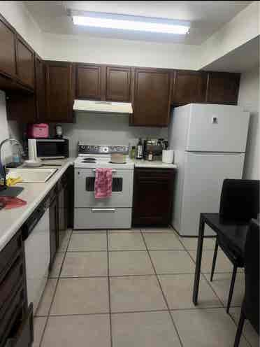 Room for rent on the strip