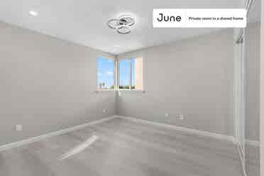 5 BR in Los Angeles