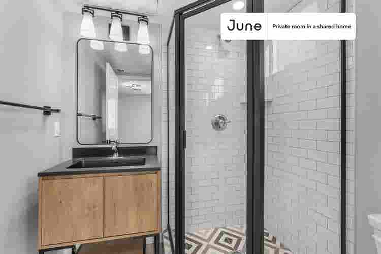 5 BR in Los Angeles