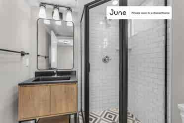 5 BR in Los Angeles