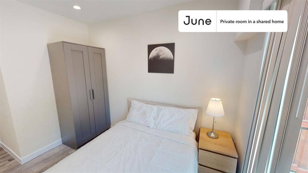 5 BR in Los Angeles