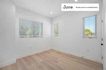 4 BR in Los Angeles