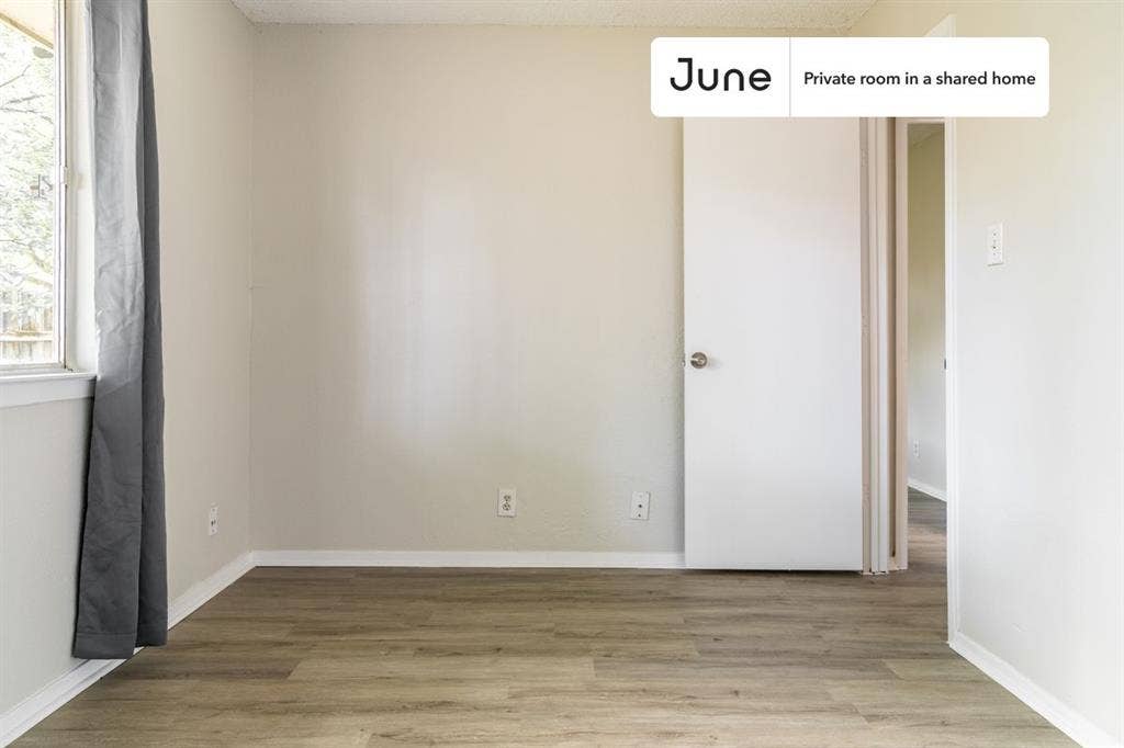 3 BR in Austin