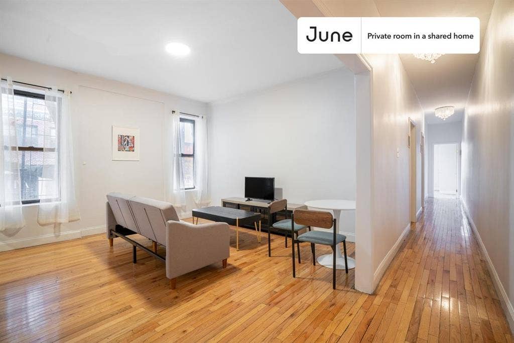 4 BR in New York City