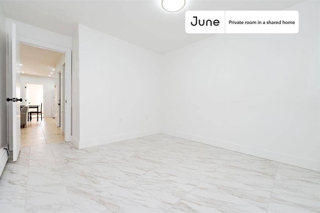 3 BR in New York City