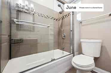 3 BR in Chicago