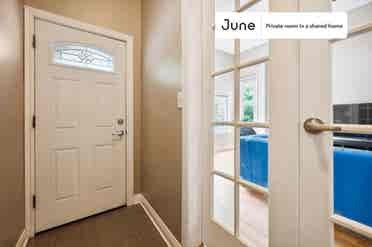 3 BR in Chicago