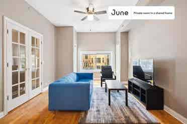 3 BR in Chicago