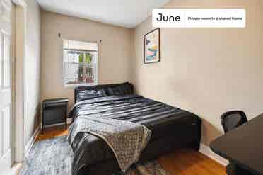 3 BR in Chicago