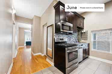 3 BR in Chicago