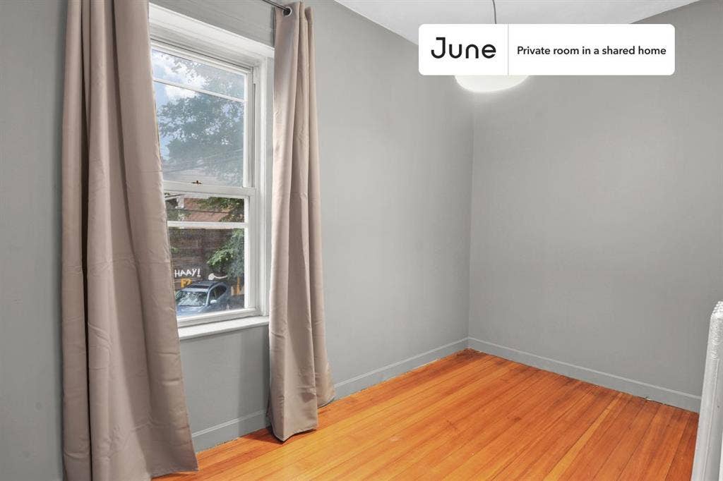 3 BR in Boston