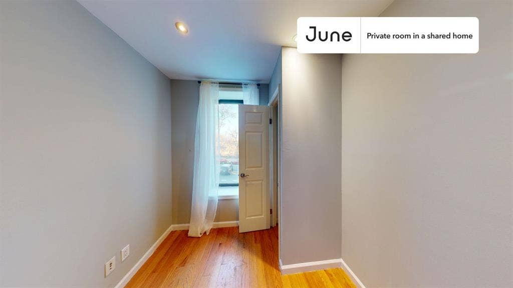 4 BR in New York City