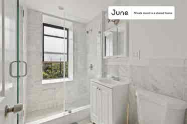 3 BR in New York City
