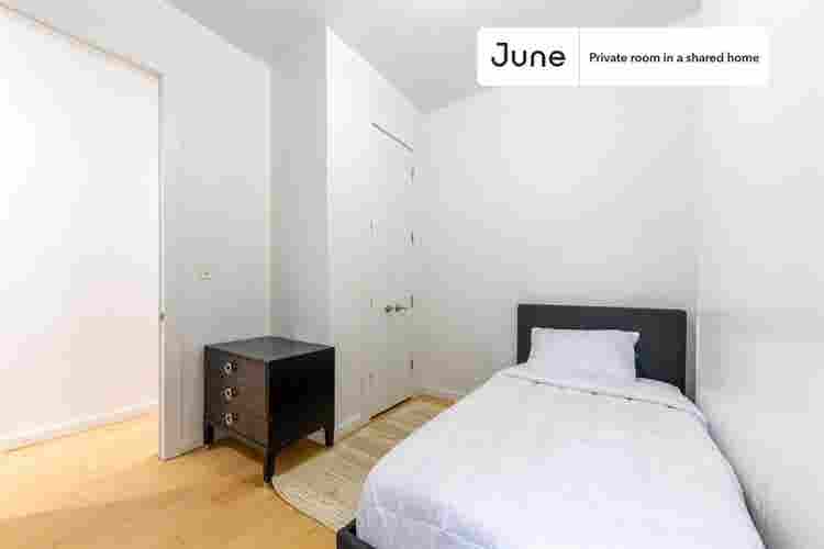 4 BR in New York City