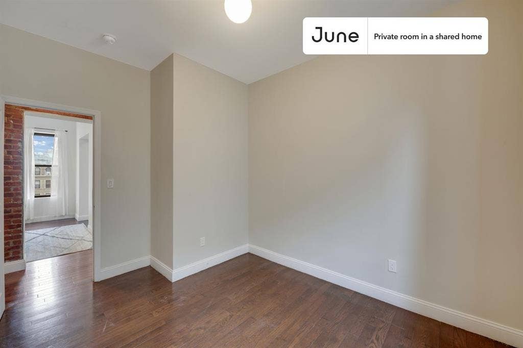 4 BR in New York City