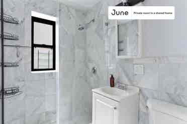 2 BR in New York City