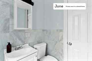 2 BR in New York City