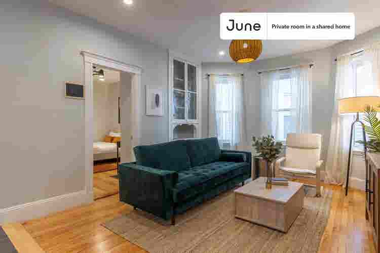 4 BR in Boston