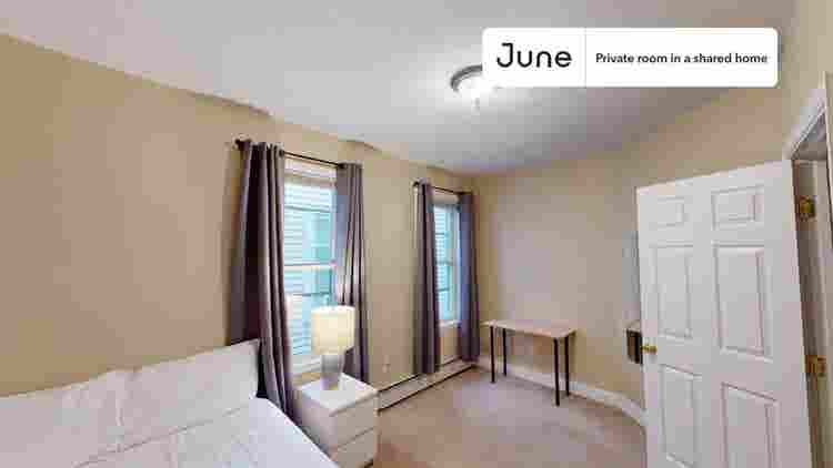 3 BR in Boston