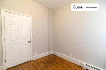 3 BR in Boston