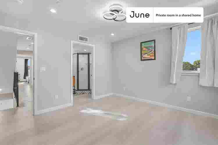5 BR in Los Angeles