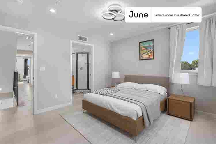 5 BR in Los Angeles