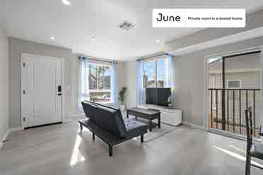 5 BR in Los Angeles