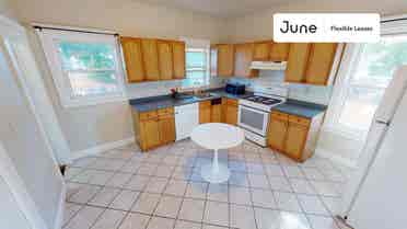 5 BR in Boston
