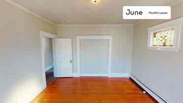 5 BR in Boston