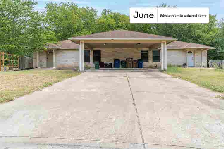 3 BR in Austin