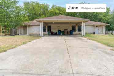 3 BR in Austin