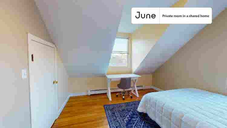 4 BR in Boston