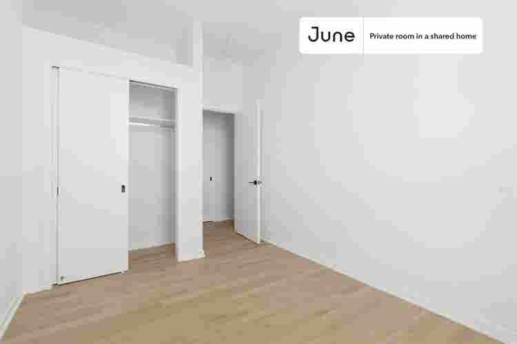 4 BR in Chicago