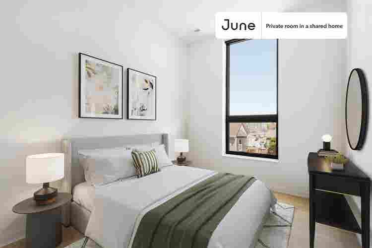 4 BR in Chicago