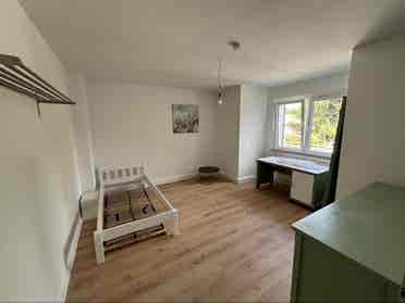 Furnished rooms, fresh renovated