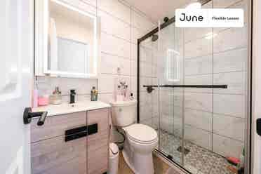 2 BR in New York City