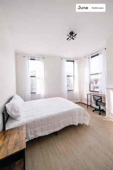 2 BR in New York City
