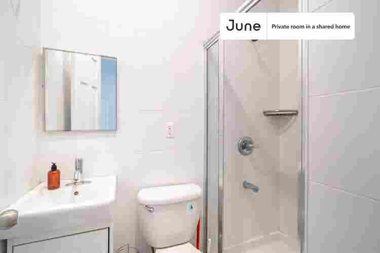 4 BR in New York City