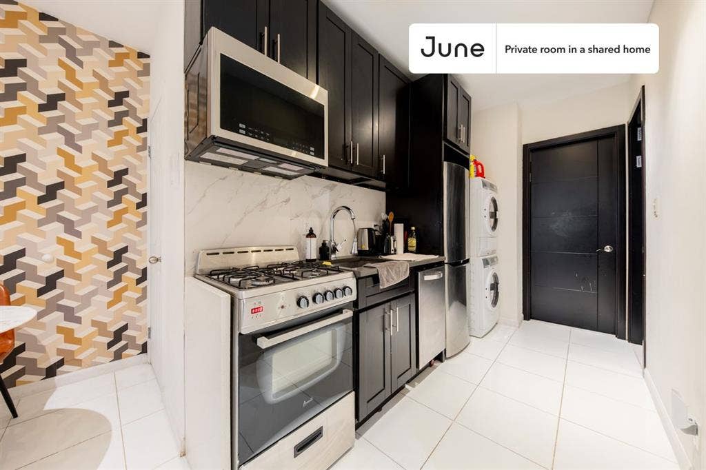 3 BR in New York City