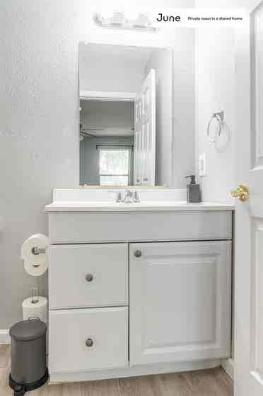 3 BR in Austin