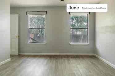 3 BR in Austin