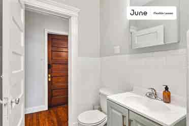 1 BR in Boston
