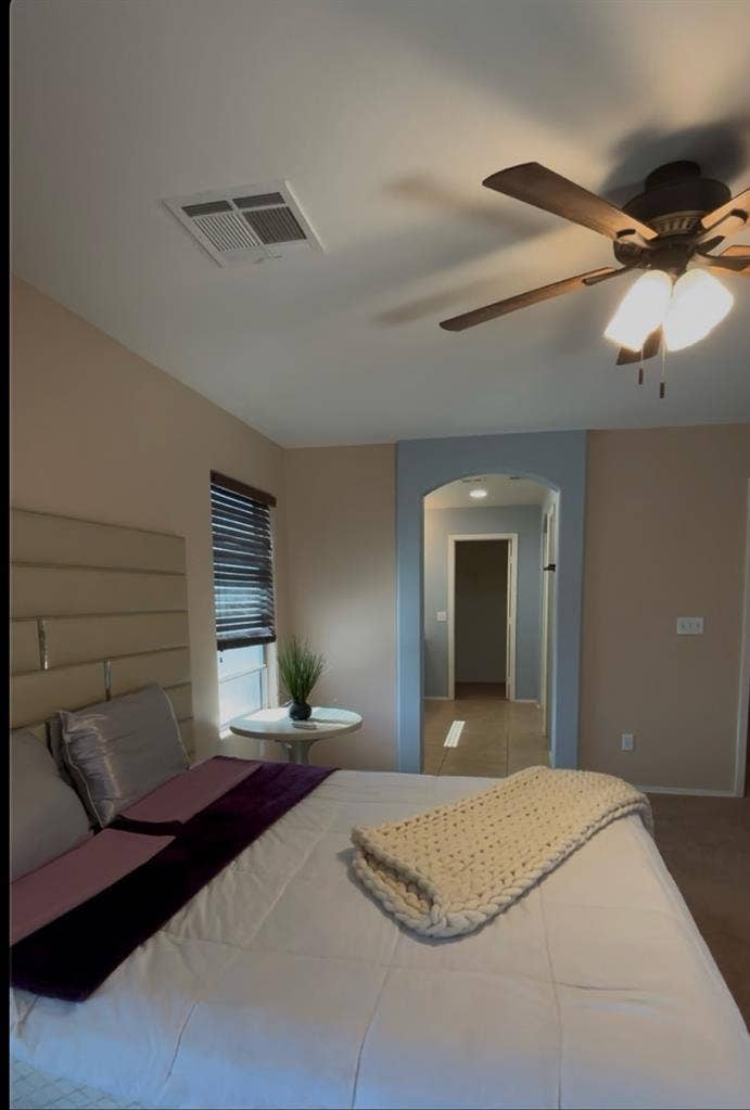 Couples welcome. Utilities included