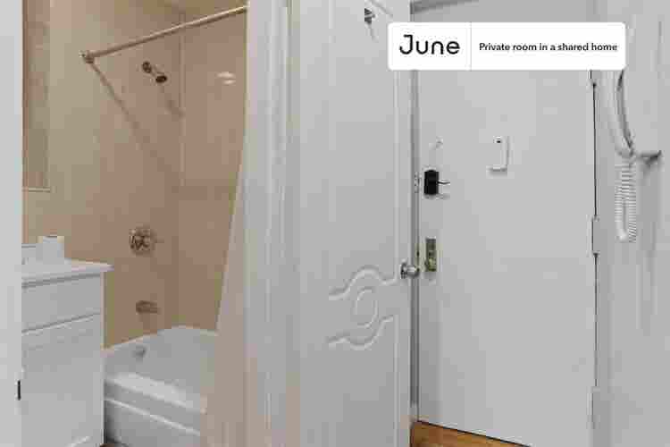 3 BR in New York City