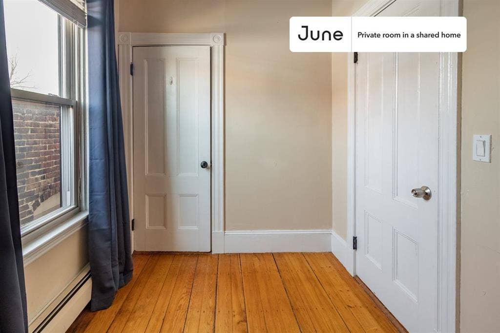 4 BR in Boston