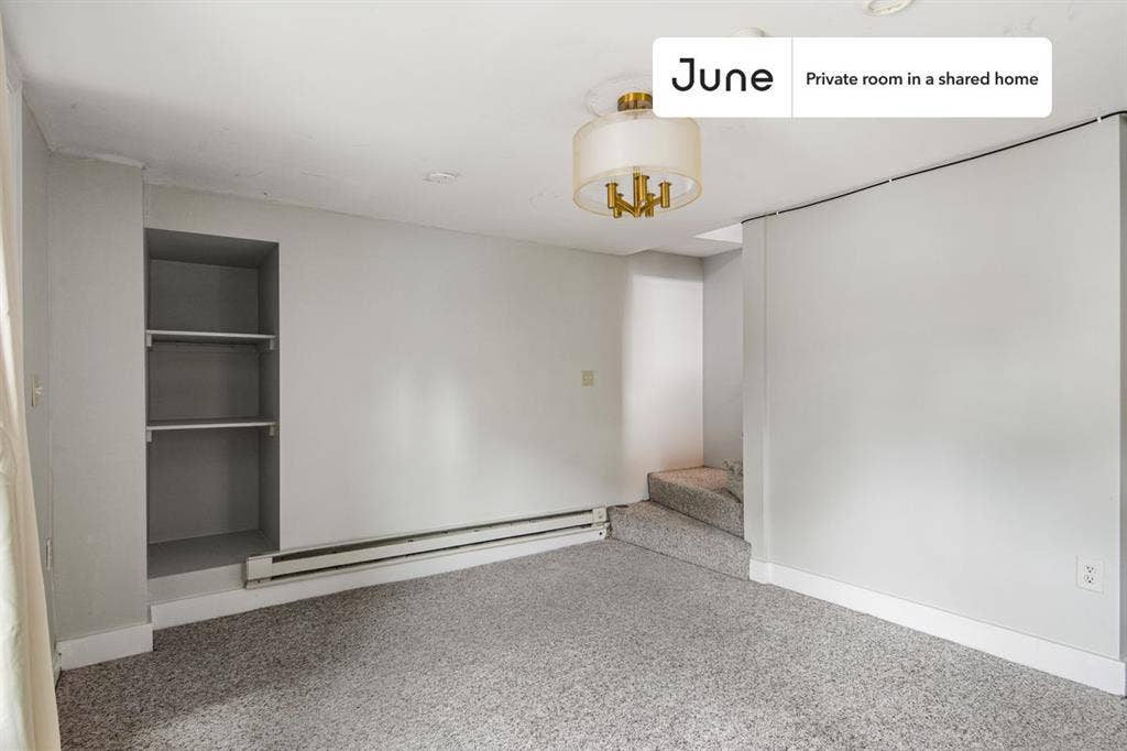 4 BR in Boston